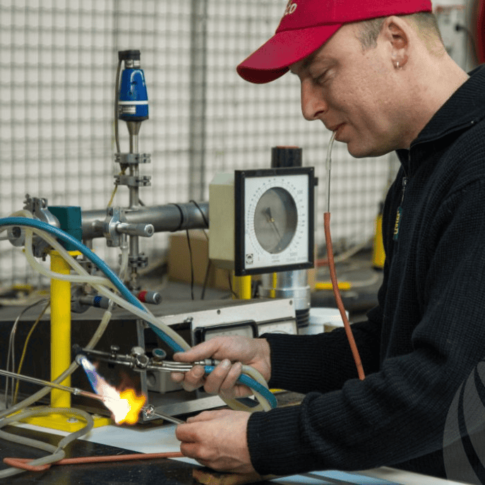 Medewerker Haco groep aan het werk